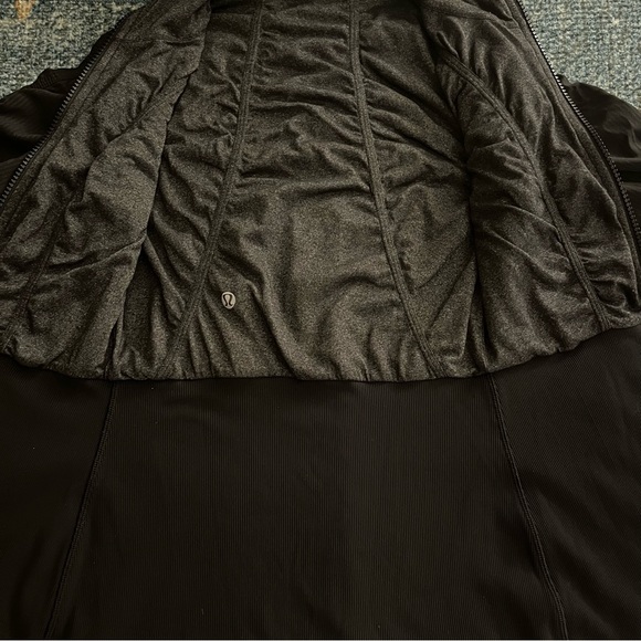 Women’s Lululemon ReversibleDance Studio Jacket - Picture 9 of 13